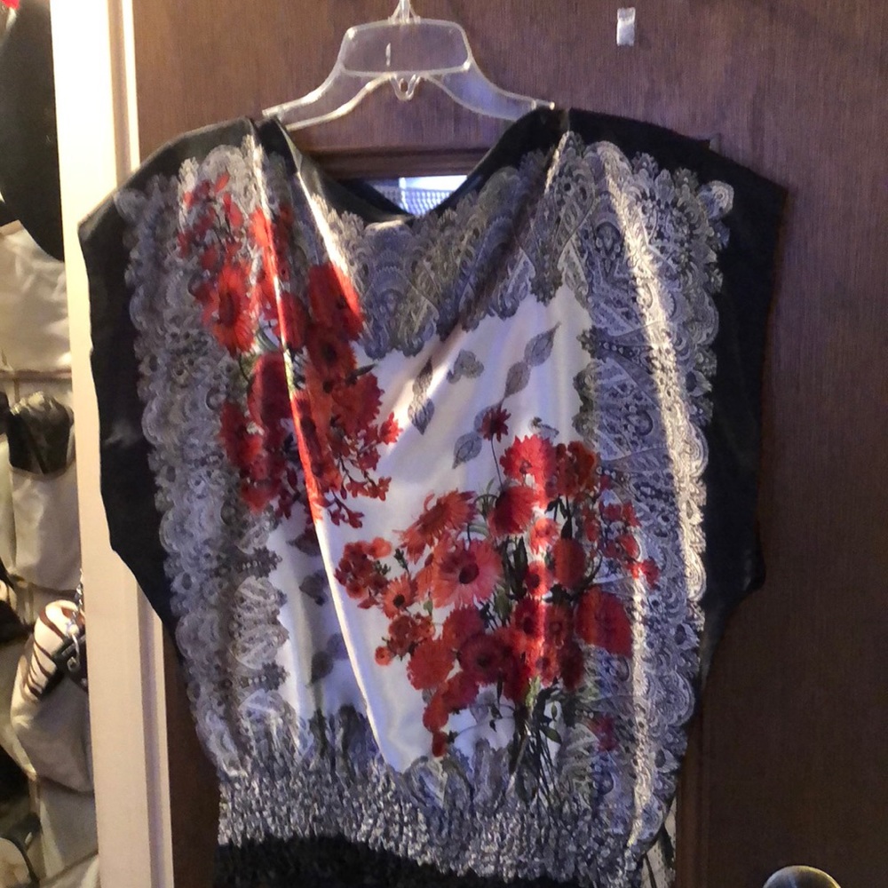 Gorgeous print blouse